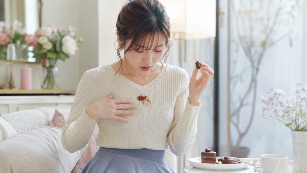 服についた「チョコ汚れ」が厄介になりやすい原因